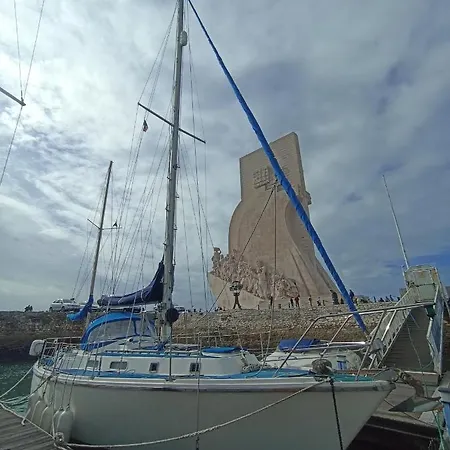 Corsair Expeditions Doca De Belem Botel *